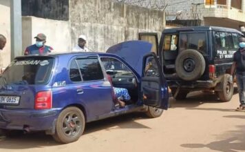 Conakry : les corps d’un homme et d’une femme, tous deux mariés, retrouvés dans une voiture